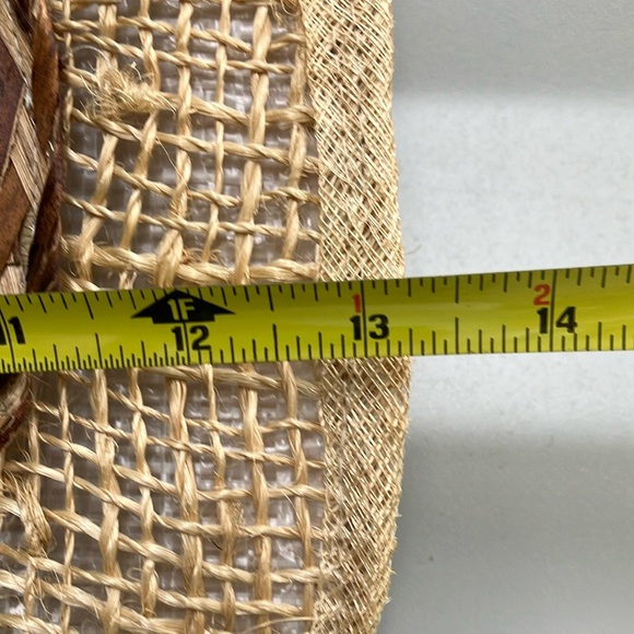 Cream and Red Floral Tote with Bamboo Handles - Picture 11 of 14